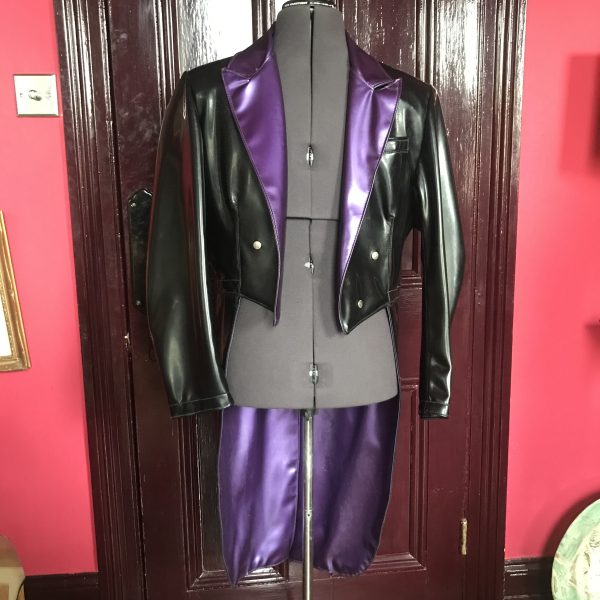 Master's Tailcoat - Image 3